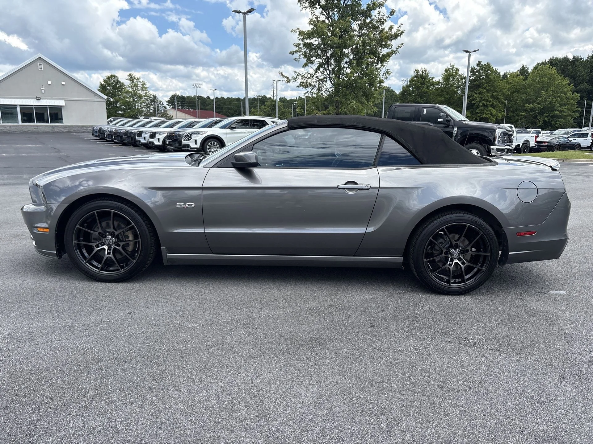 Used 2014 Sterling Gray Metallic Ford GT image 17