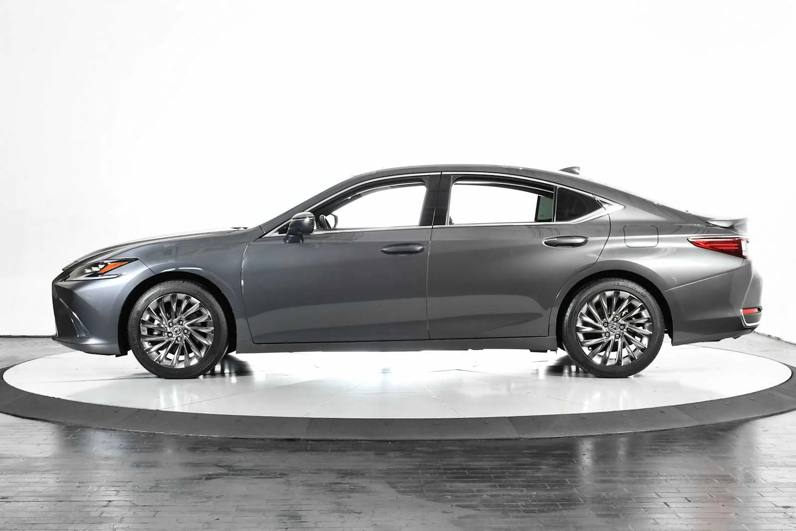 Certified Used 2025 CLOUDBURST GRAY Lexus Luxury image 2