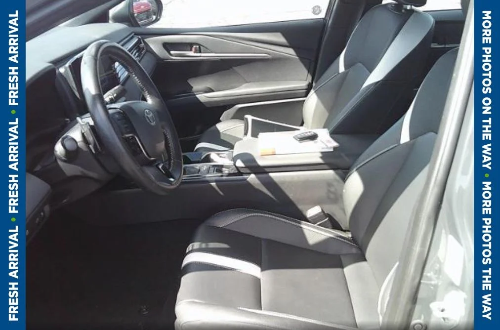 Used 2025 Gray Toyota SE image 7
