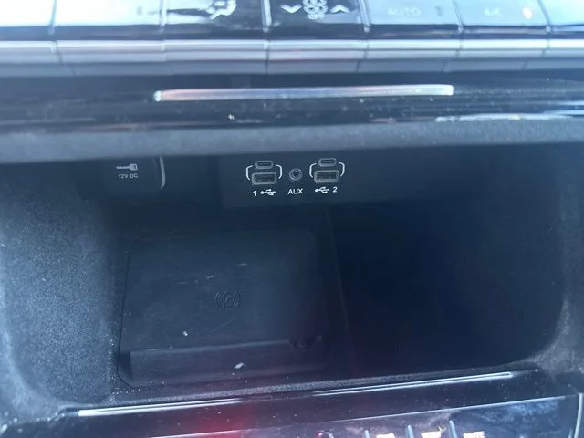 Used 2024 White Jeep Series II image 27
