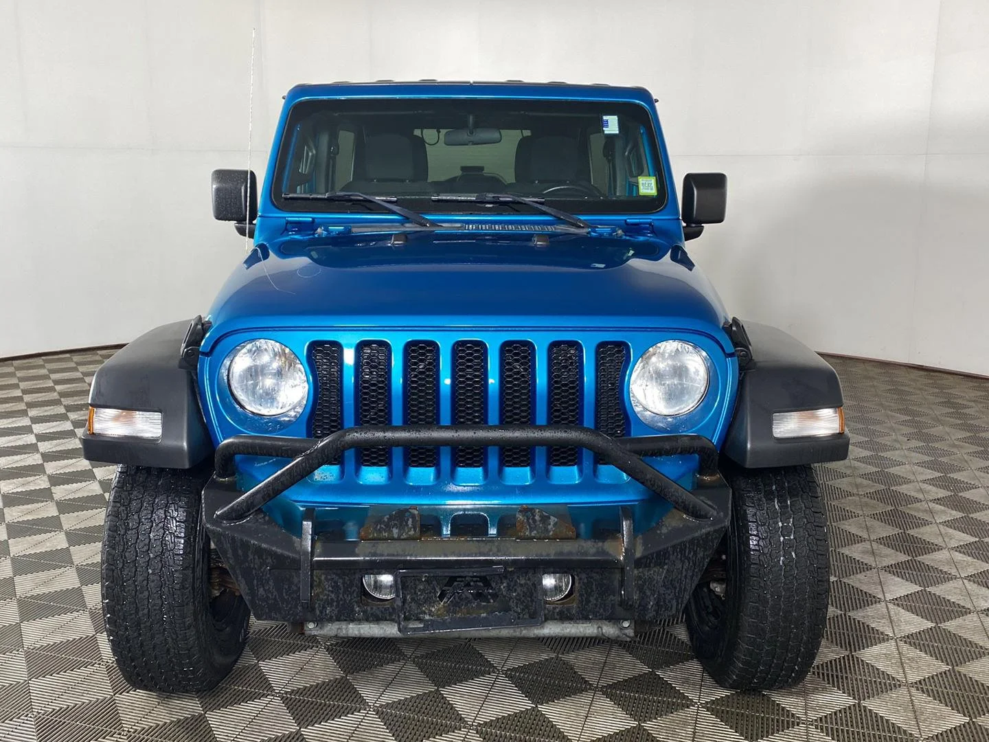 Used 2019 Bikini Pearlcoat Jeep Sport S image 7