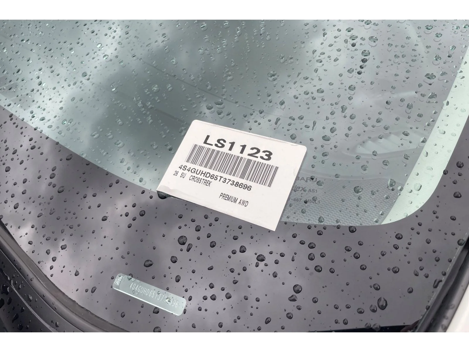 Used 2026 Crystal White Pearl Subaru Premium image 38