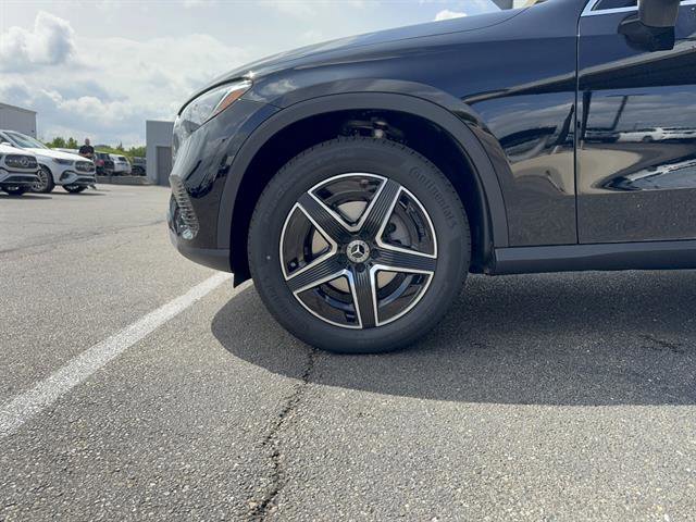 New 2026 Black Mercedes-Benz GLC 300 4MATIC® image 23