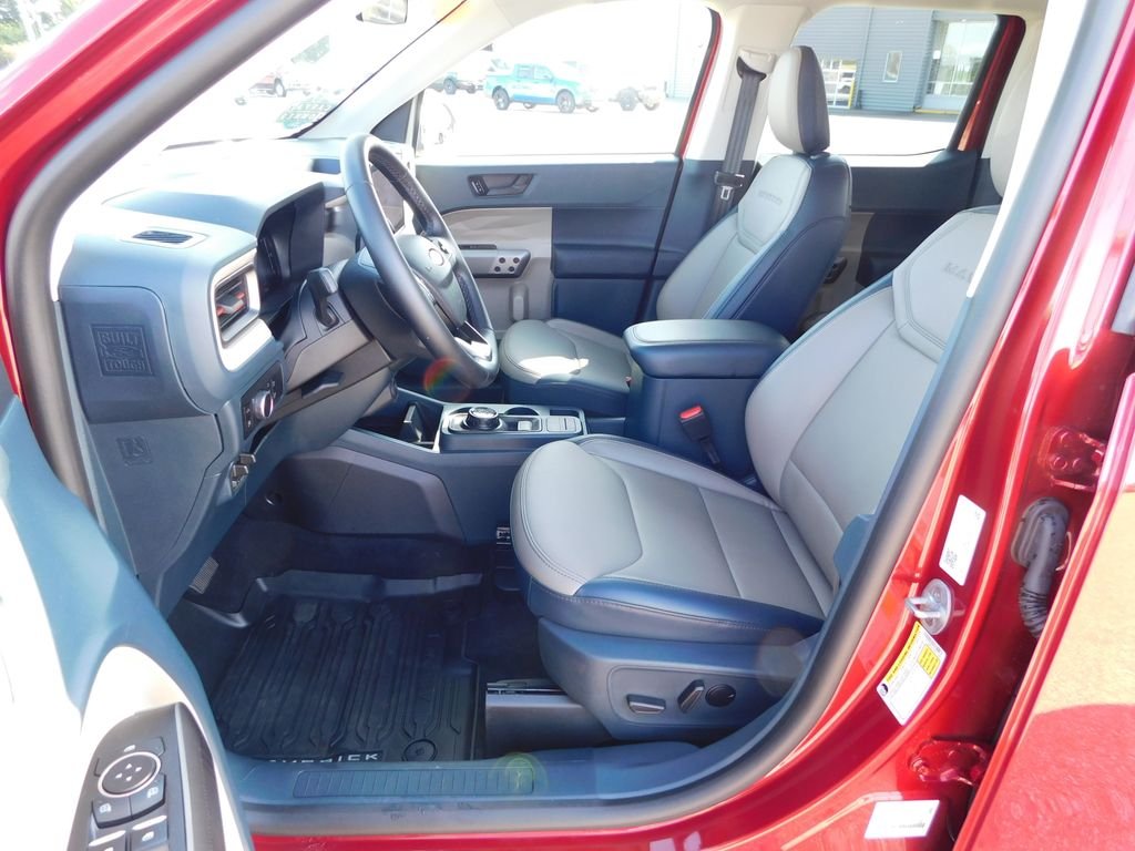 Used 2026 Red Ford Lariat image 18
