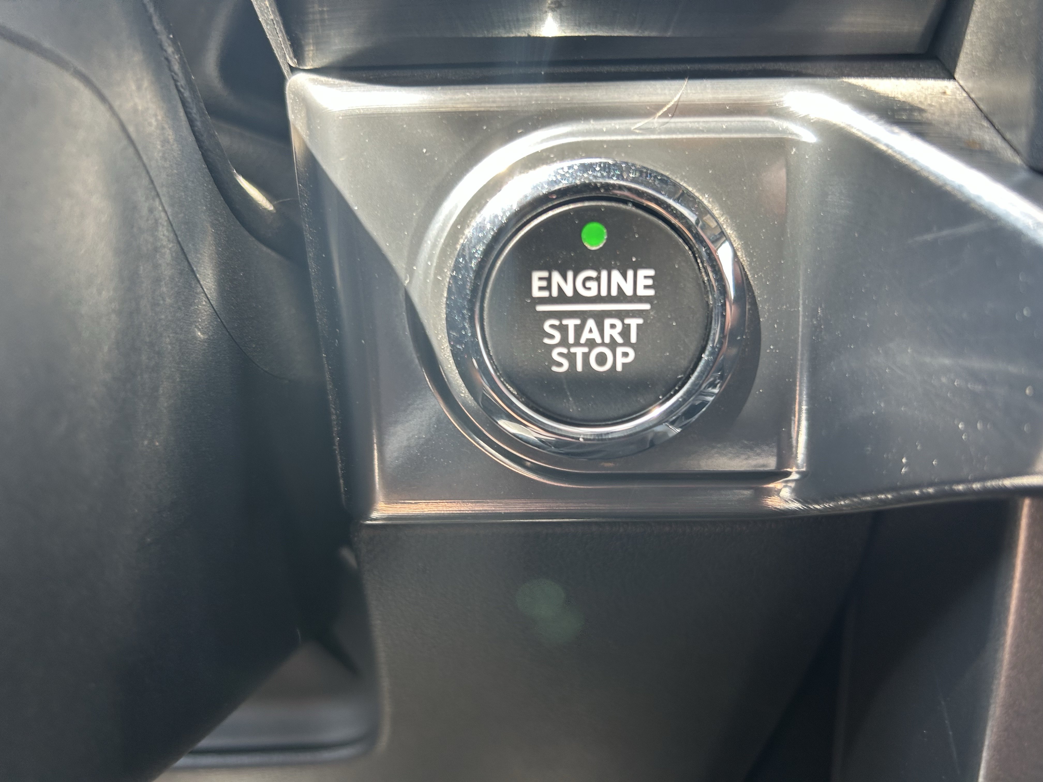 Used 2021 Red Ford LARIAT image 39