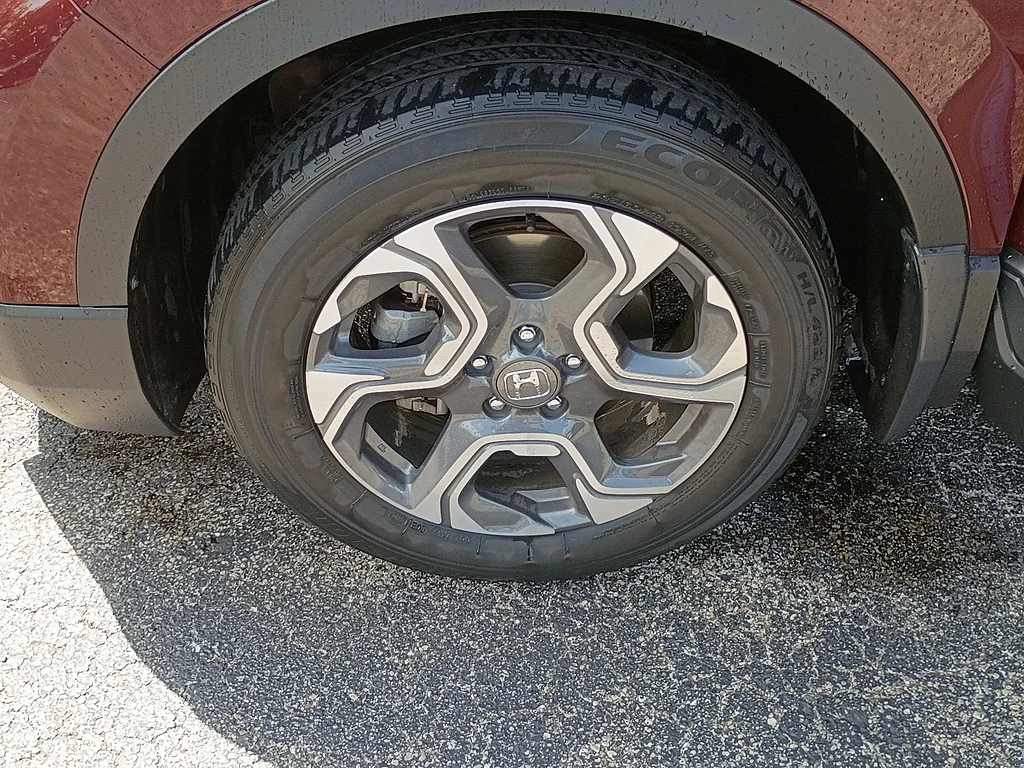 Certified Used 2018 RED Honda EX-L image 9