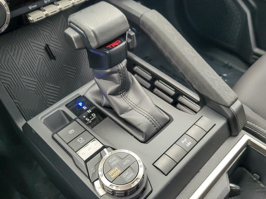 2025 TOYOTA TACOMA - Image 15