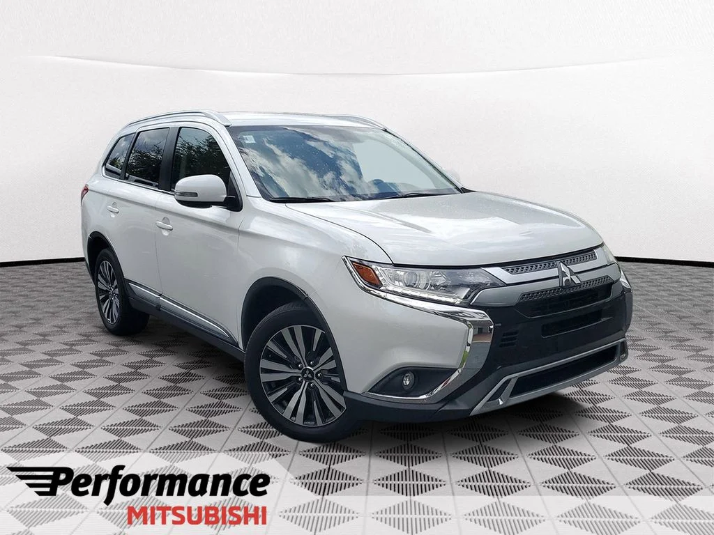 2020 Mitsubishi Outlander SEL FWD's photo