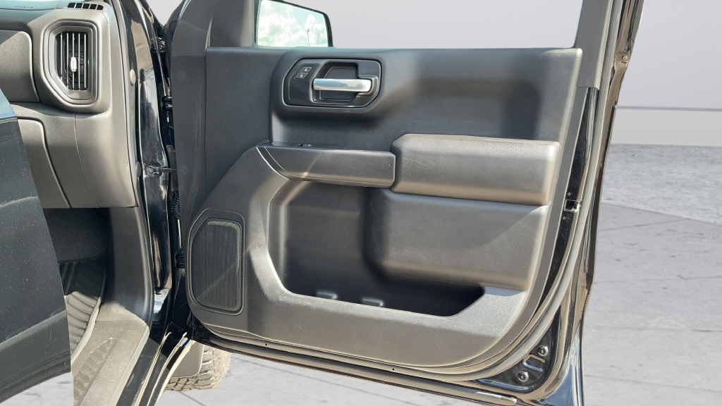 Used 2020 Black Chevrolet Custom Trail Boss image 23