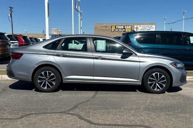 Used 2024 Volkswagen Jetta S with VIN 3VW5M7BU6RM090152 for sale in Imperial, CA