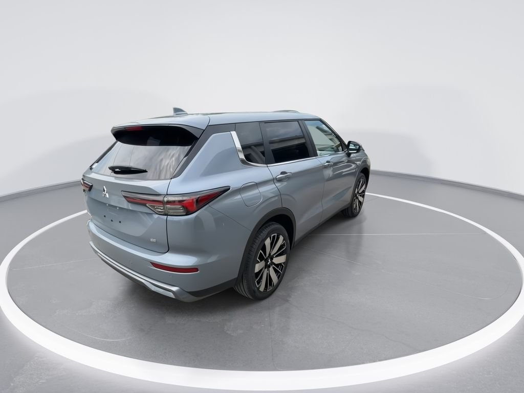 New 2026 Gray Mitsubishi SE image 8