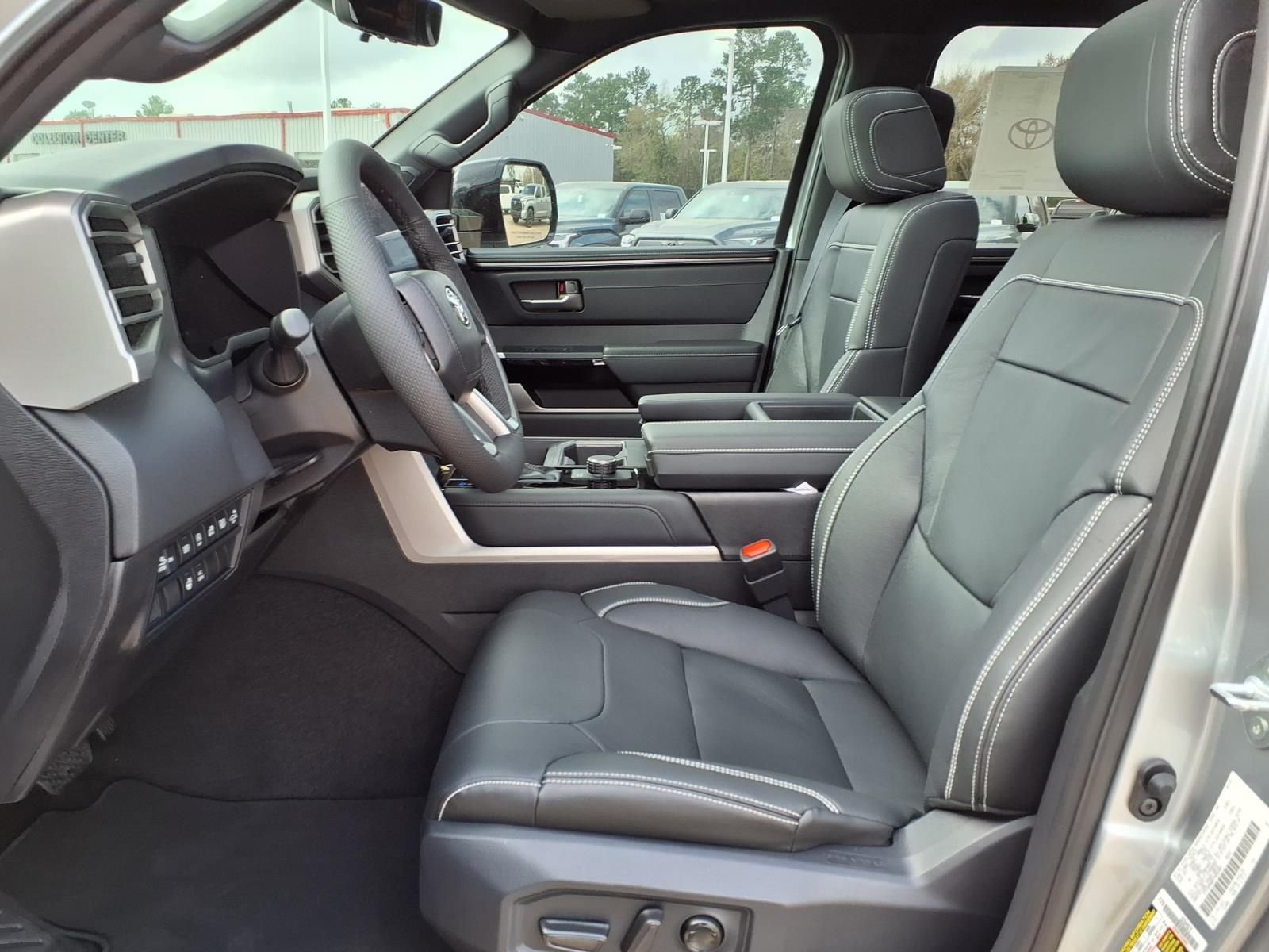2026 Toyota Tundra Limited - Photo 12