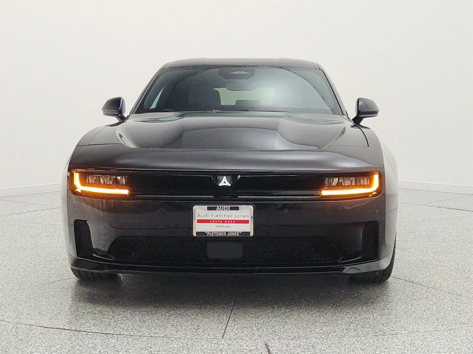 Used 2025 Dodge Charger Daytona R/T with VIN 2C3CDBCK7SR542302 for sale in Costa Mesa, CA
