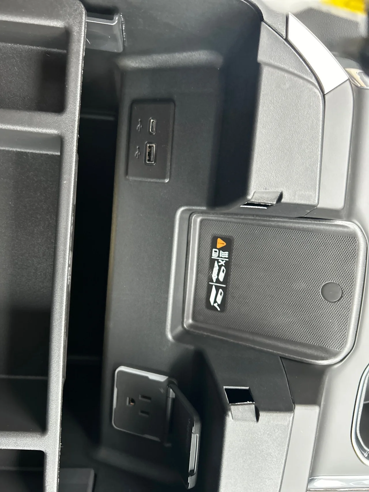 2026 Chevrolet Silverado 1500 RST - Photo 17