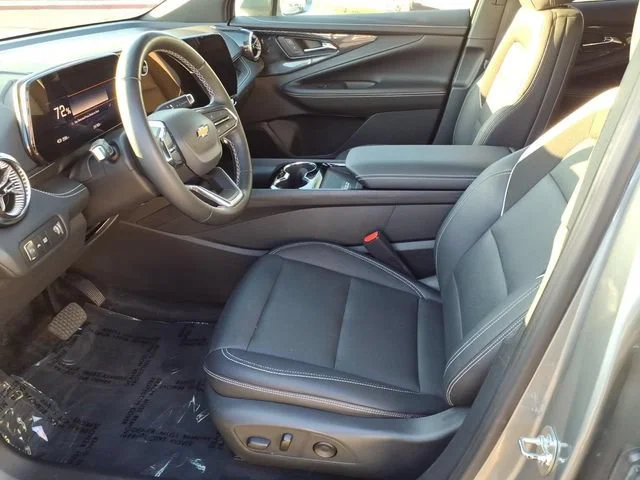 Used 2024 Sterling Gray Metallic Chevrolet LT image 15