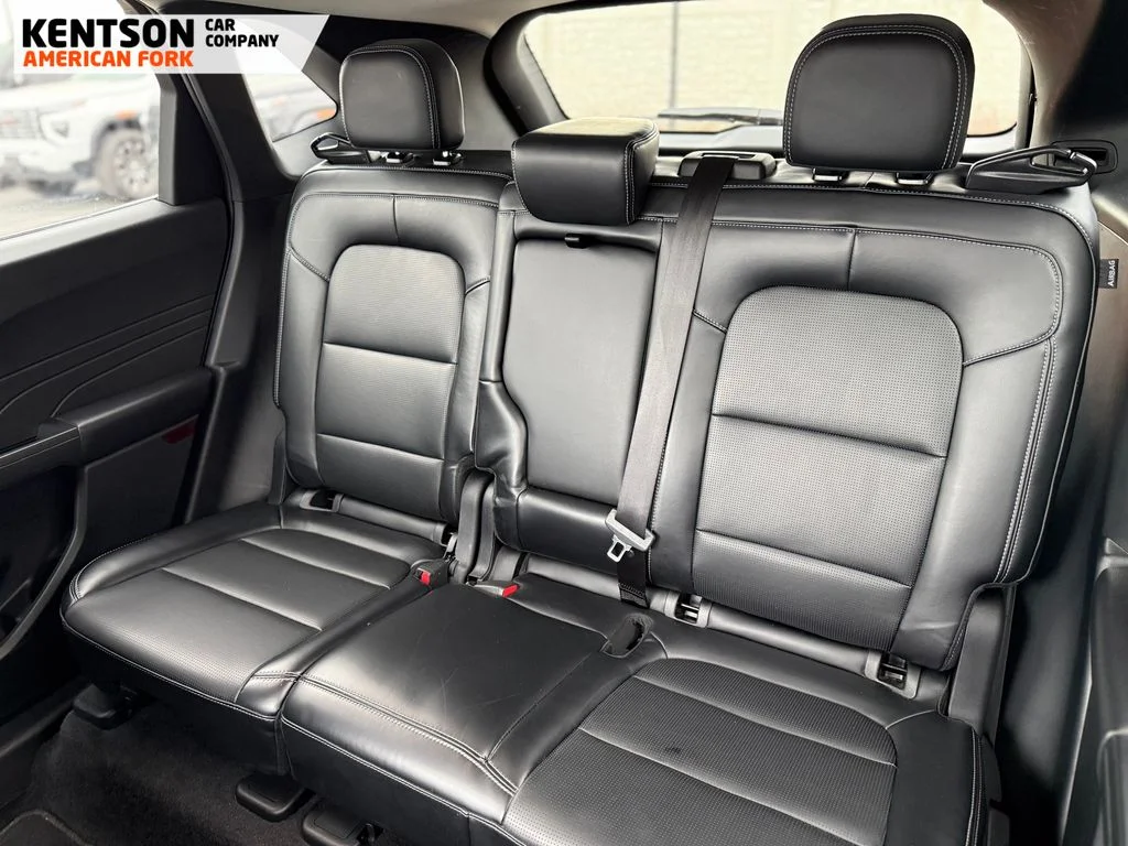 Used 2025 Black Ford Platinum image 36