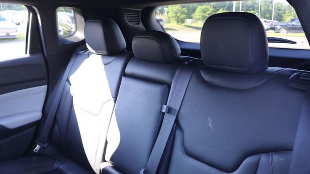 Used 2024 Blue Jeep Limited image 10