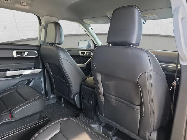 Used 2024 White Metallic Ford XLT image 11