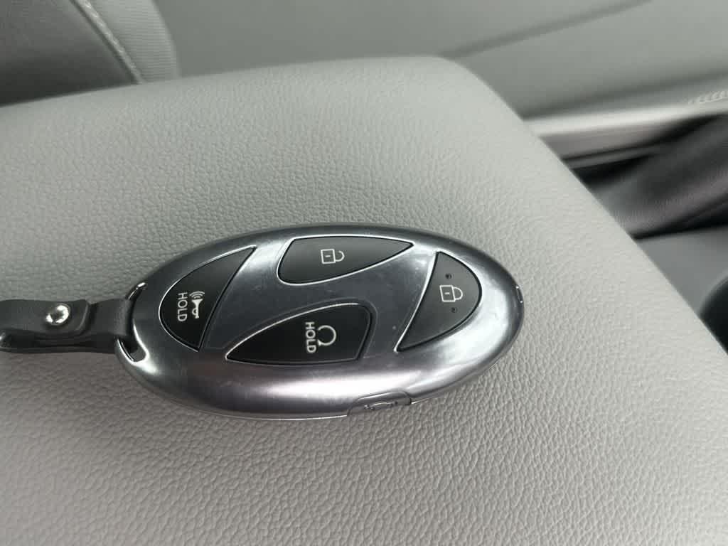 New 2026 Serenity White Hyundai SEL Sport image 28