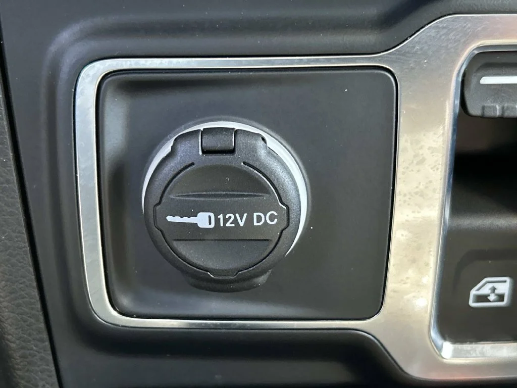 Used 2021 White Jeep Sport S image 45