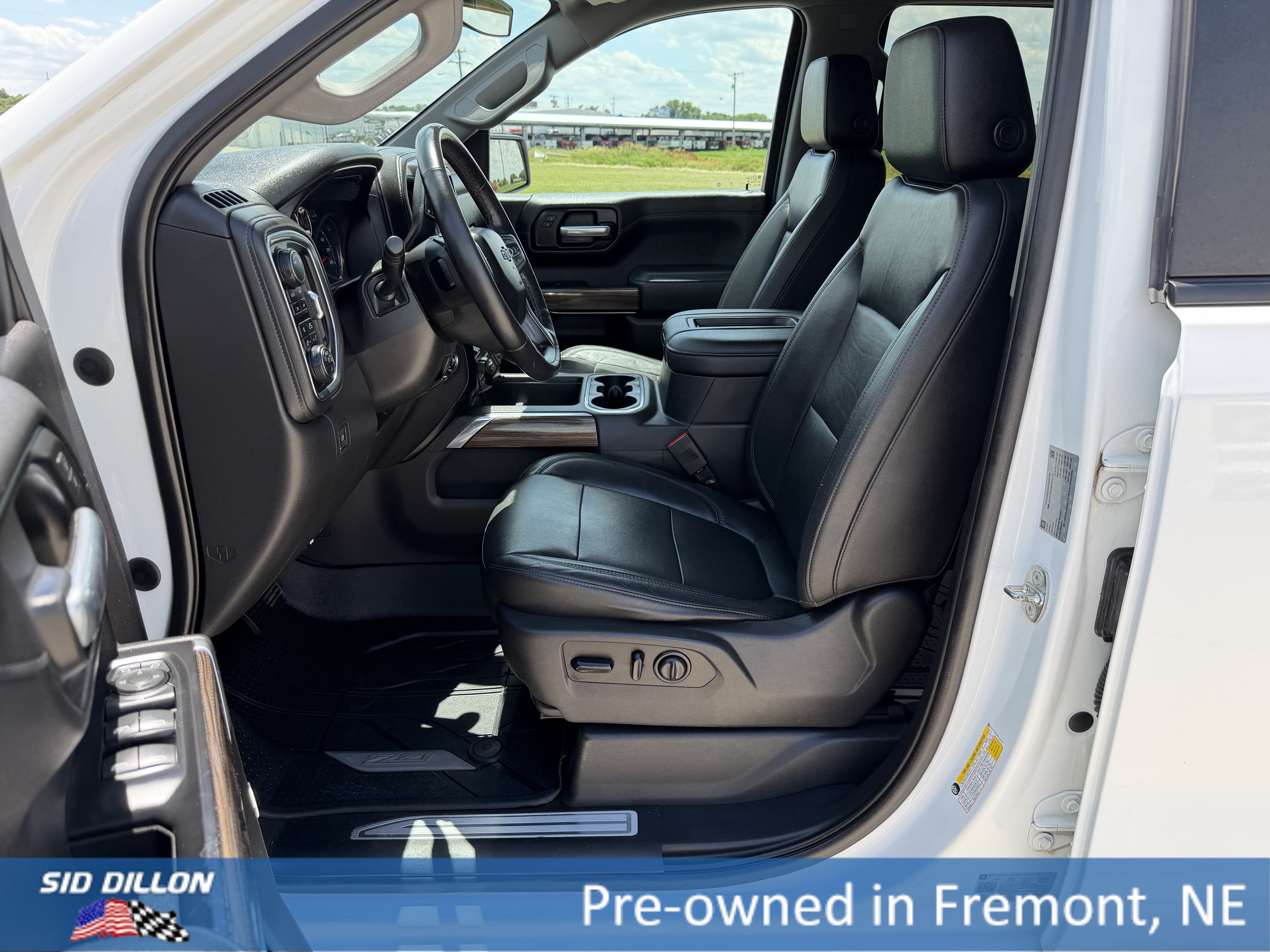 Used 2019 Summit White Chevrolet LT Trail Boss image 6