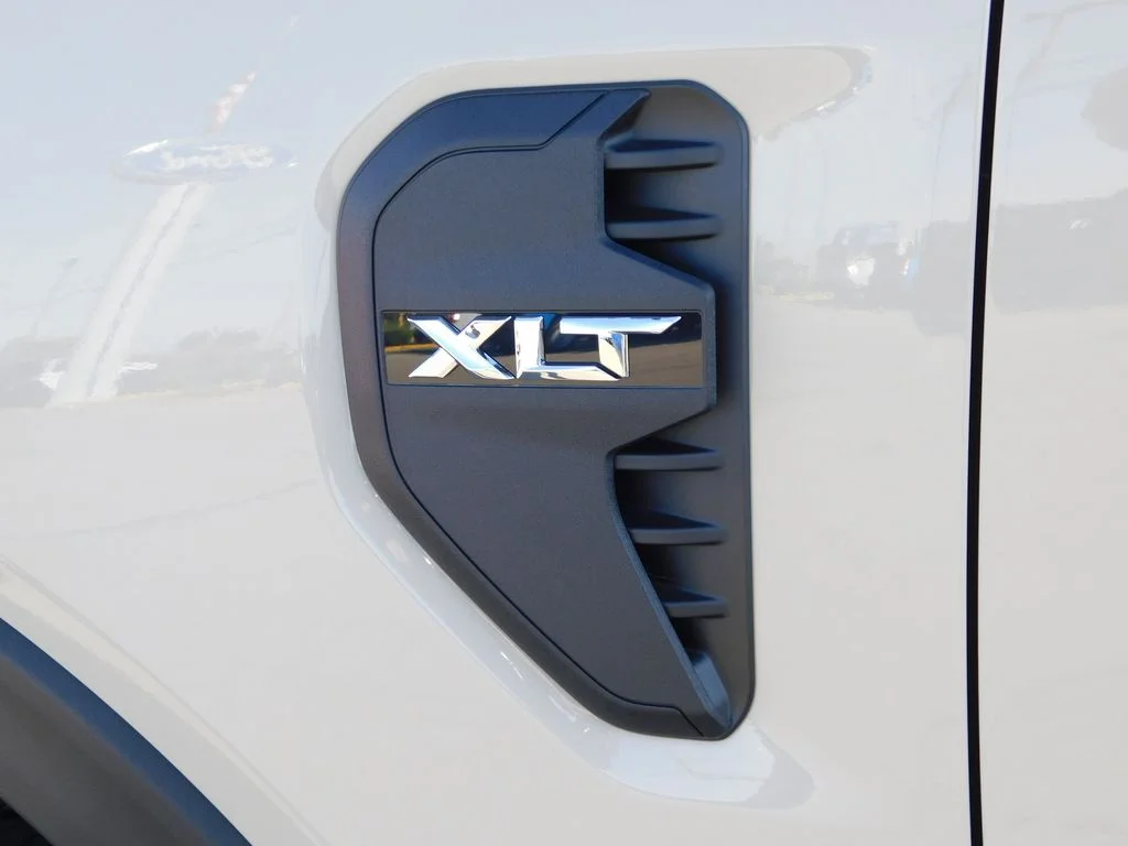 New 2026 Beige Ford XLT image 28