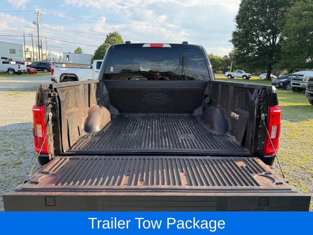 Used 2023 Black Ford XLT image 15