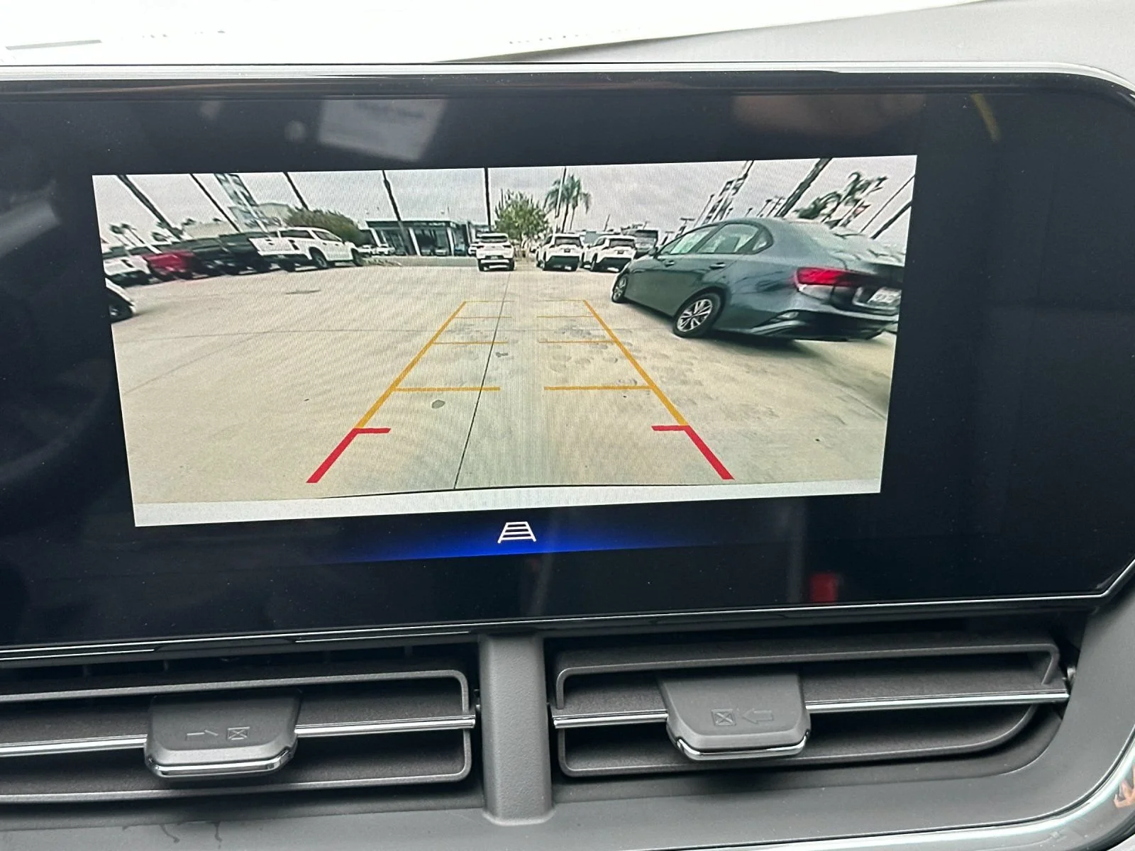New 2026 Summit White Chevrolet ACTIV image 19