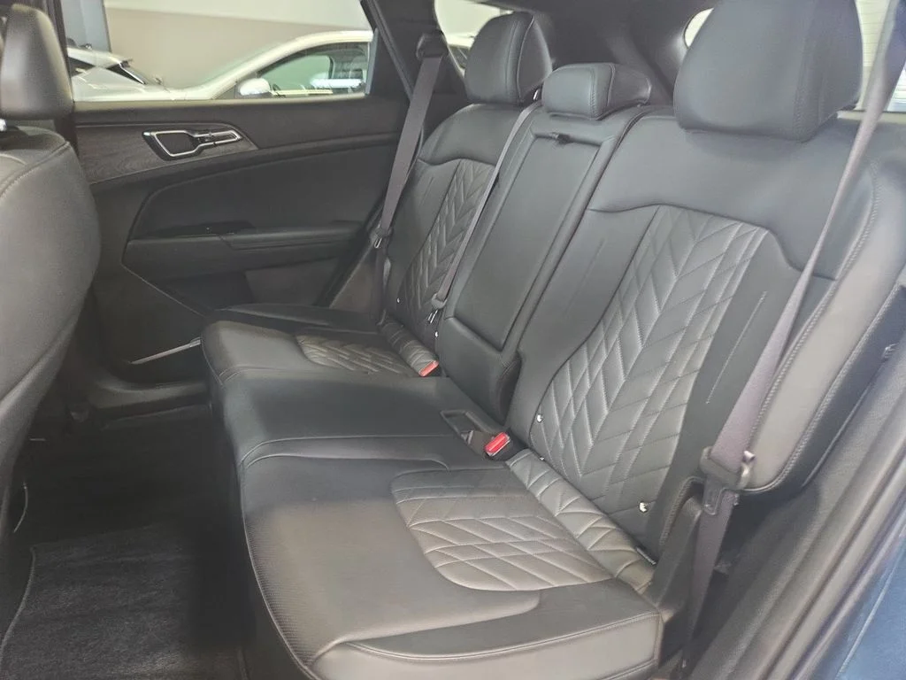 Used 2024 Blue Kia X-Line Prestige image 22