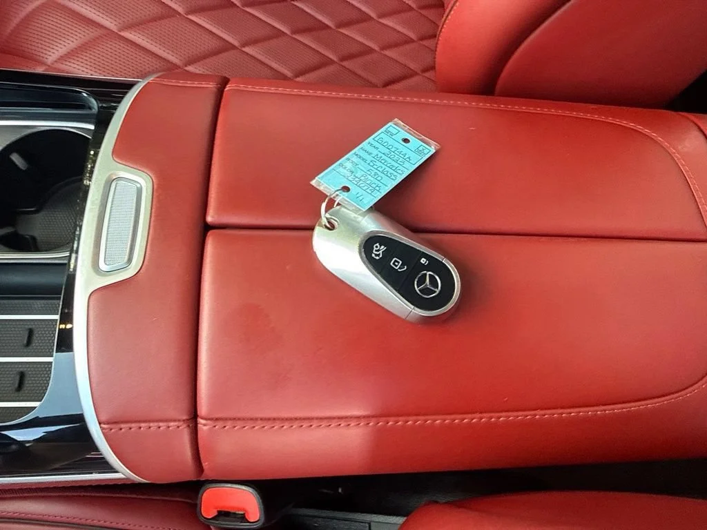 Used 2023  Mercedes-Benz S 580 image 33