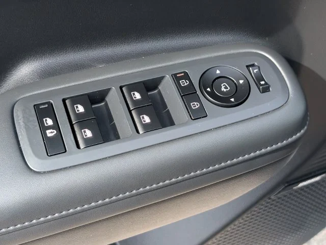 Used 2025 Black Hyundai XRT image 14