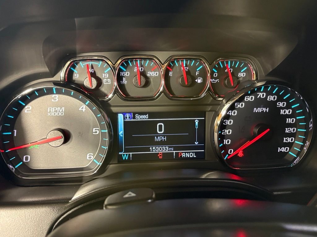 Used 2019 White GMC SLE image 26