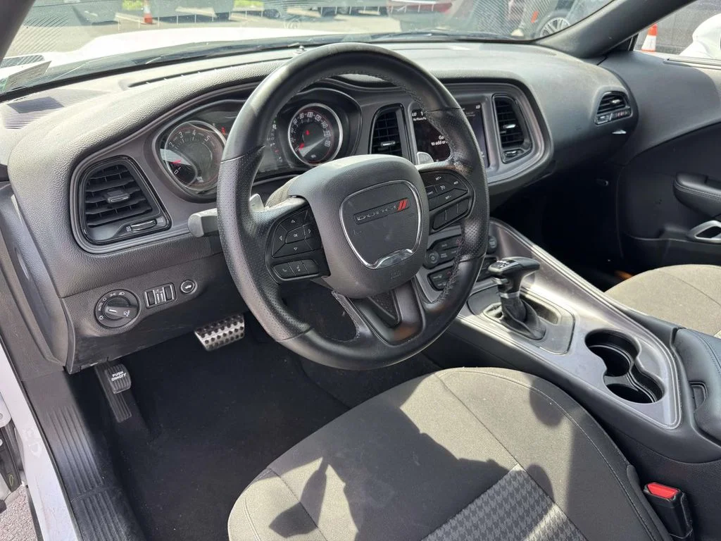 Used 2023 White Dodge R/T Scat Pack image 2
