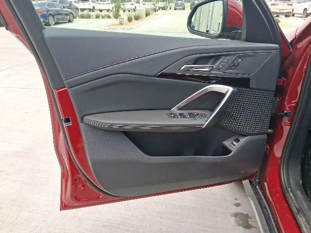 New 2026 Vegas Red Metallic BMW xDrive28i image 7