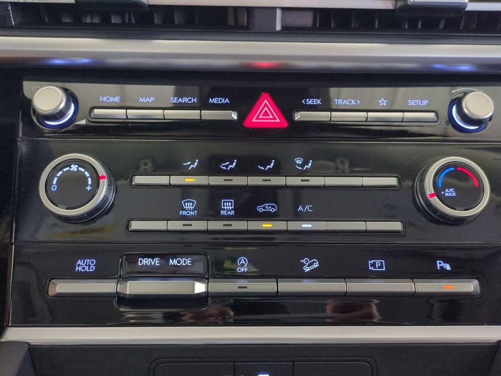 New 2027 Black Hyundai SE FWD image 27