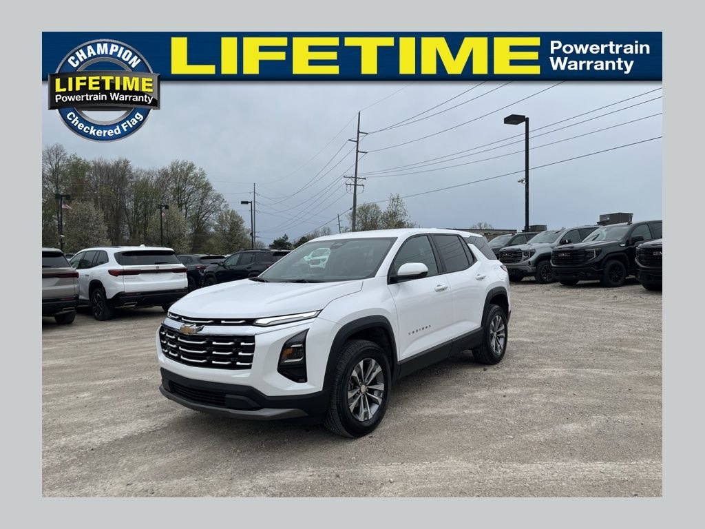 Used 2025 Summit White Chevrolet LT image 1