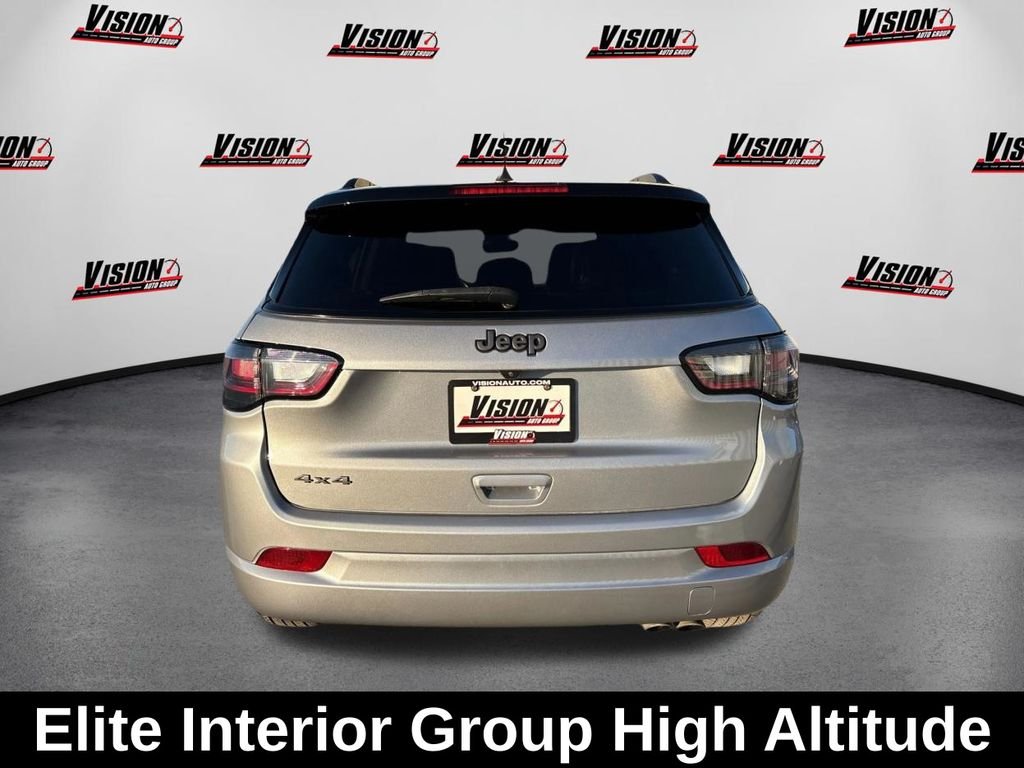 Used 2022 Silver Jeep High Altitude image 7
