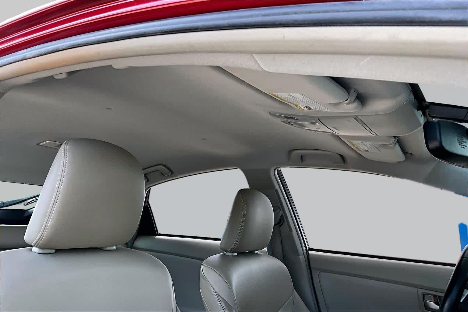 Used 2015 Barcelona Red Metallic Toyota Four image 14