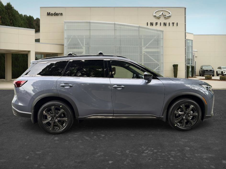 New 2027 2T MNBW BLUE INFINITI AUTOGRAPH image 4