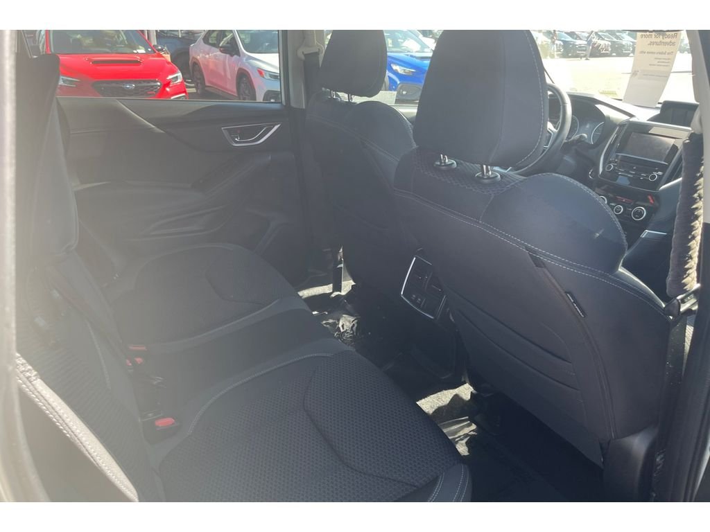 Used 2022 CRYSTAL WHITE PEARL Subaru Premium image 18