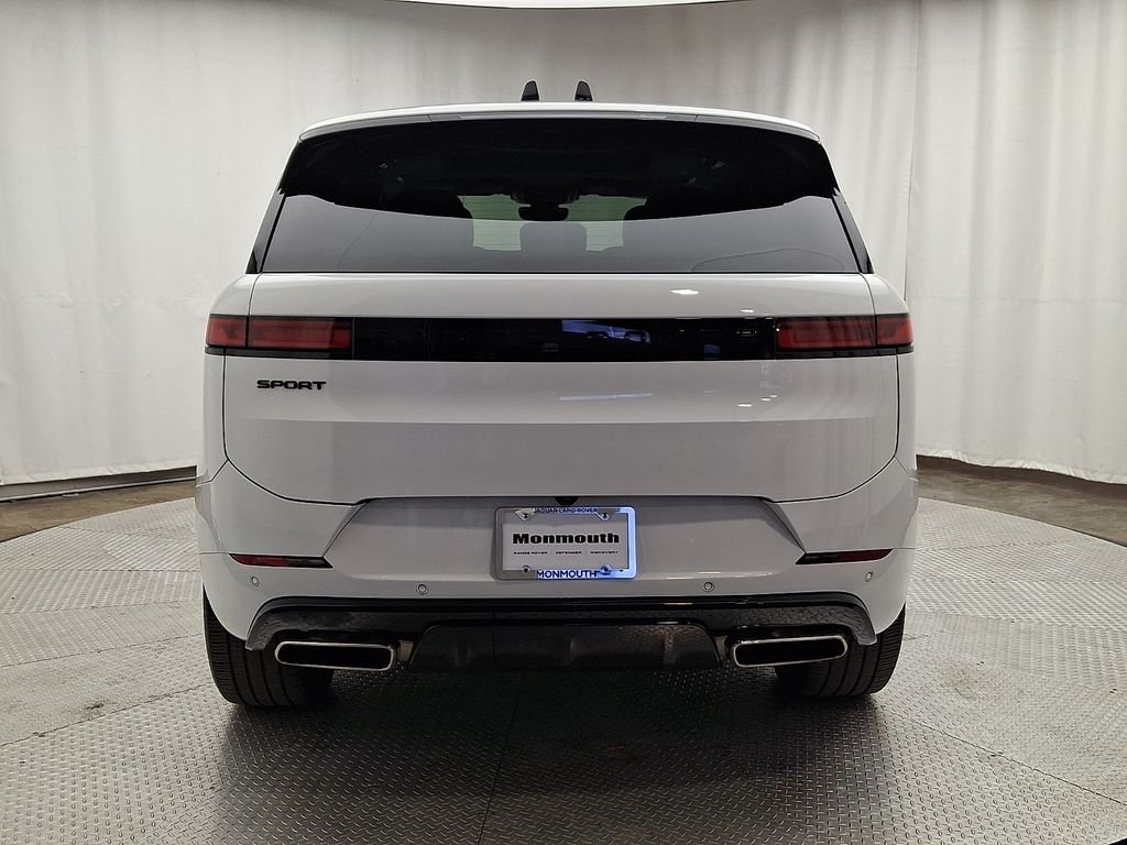 Certified Used 2024 Fuji White Land Rover Dynamic SE image 5