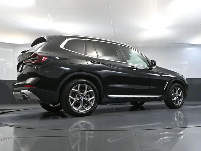 Used 2023 Black BMW xDrive30i image 54