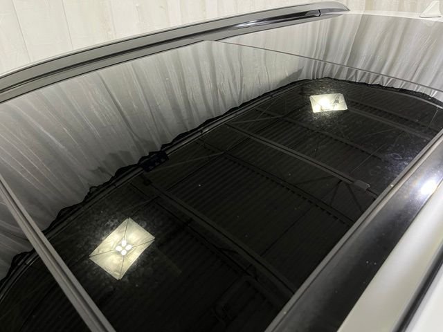 Used 2019 Gray Hyundai Ultimate image 24