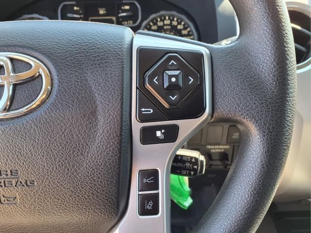 Used 2021 White Toyota SR5 image 19