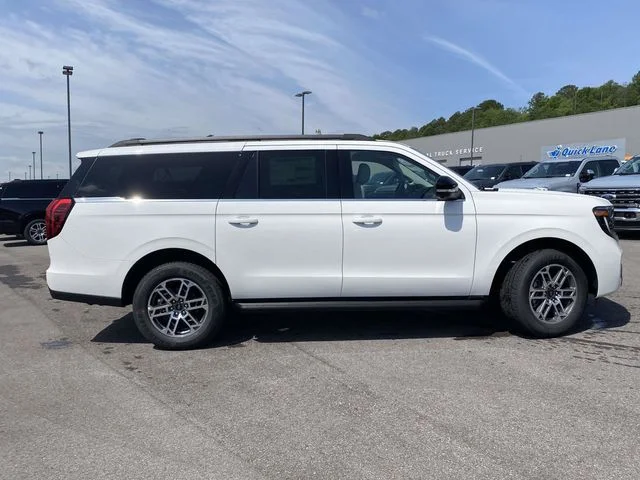 New 2026 Star White Metallic Tri-Coat Ford Active image 2
