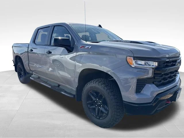 Used 2024 Slate Gray Metallic Chevrolet LT Trail Boss image 6