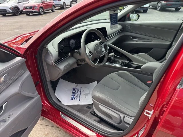 Certified Used 2024 Red Hyundai SEL image 5