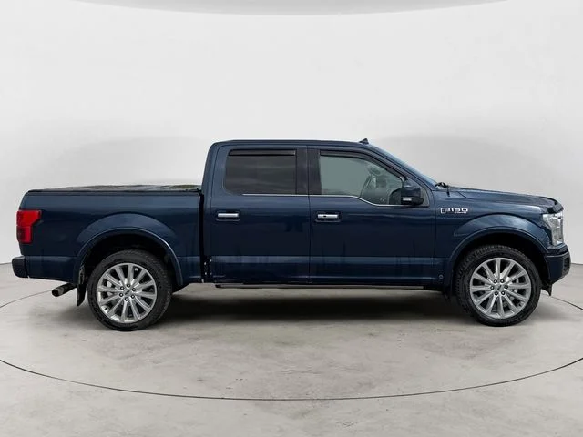 Used 2018 Blue Ford Limited image 6