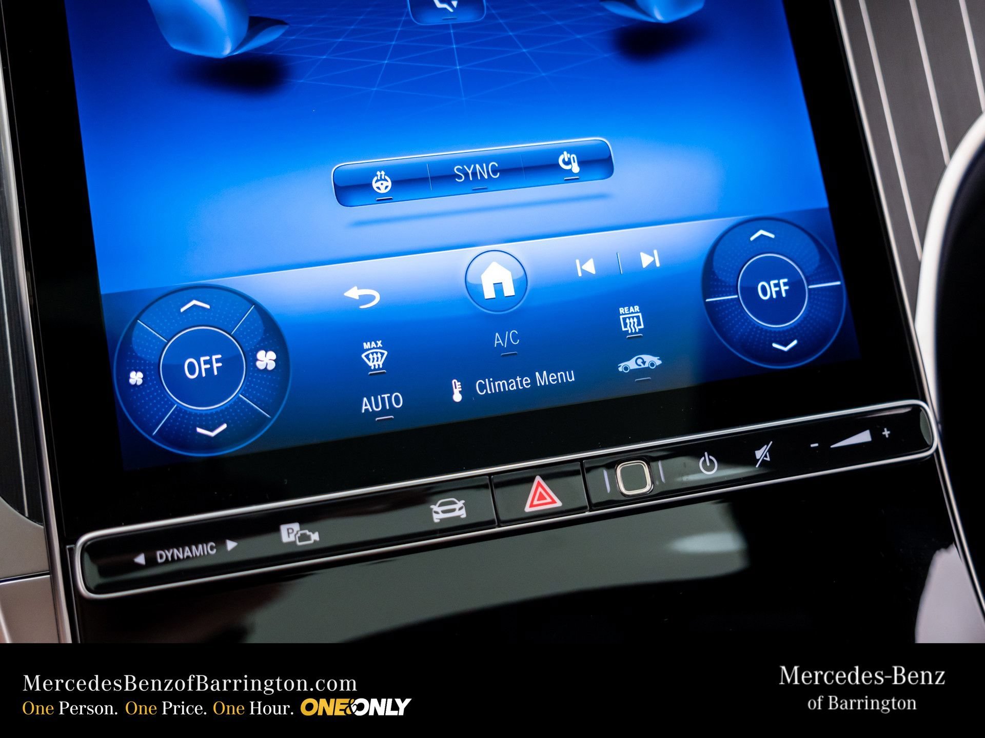 New 2026 Black Mercedes-Benz GLC 300 image 79
