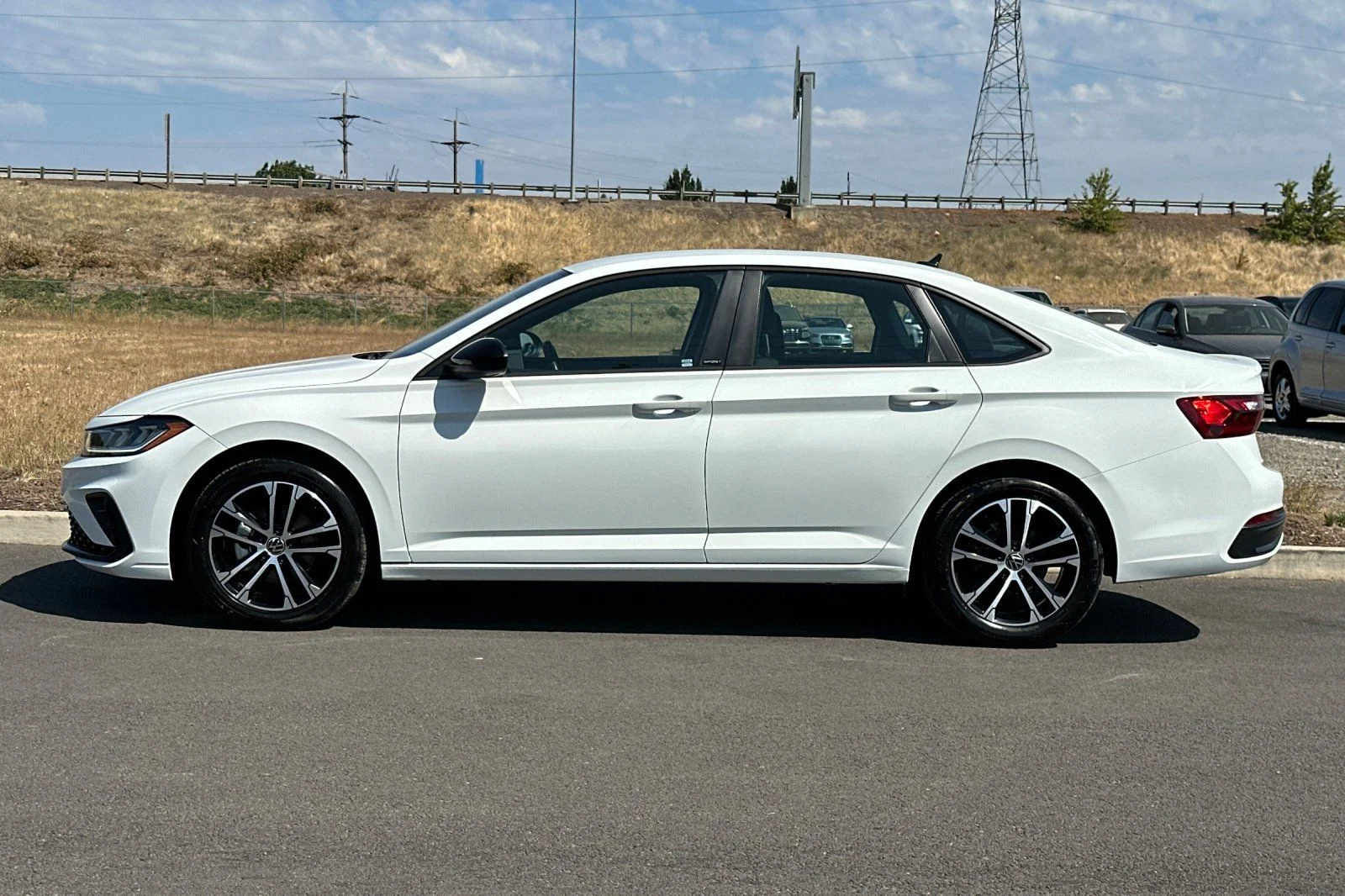 Certified Used 2025  Volkswagen 1.5T Sport image 6